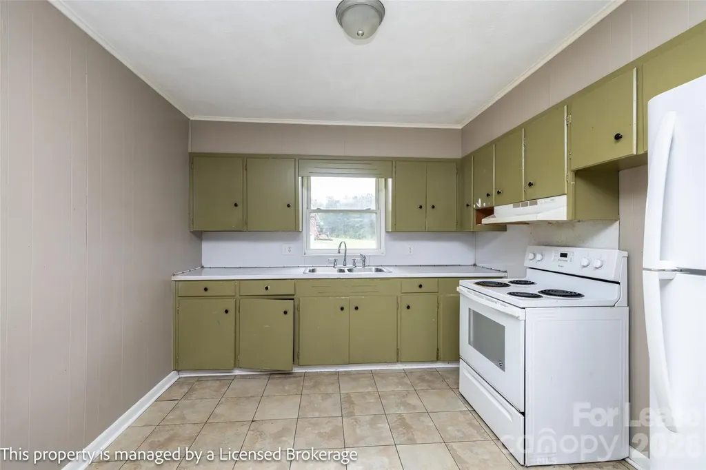219 Roslyn Drive Troy NC 27371