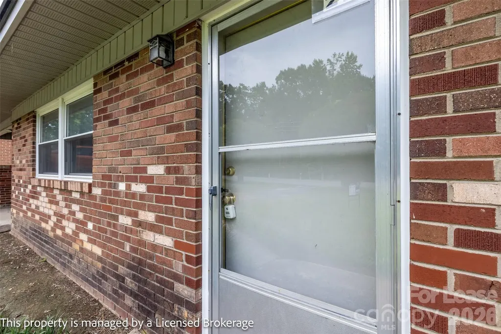 219 Roslyn Drive Troy NC 27371
