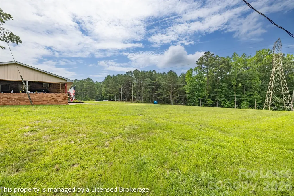 219 Roslyn Drive Troy NC 27371