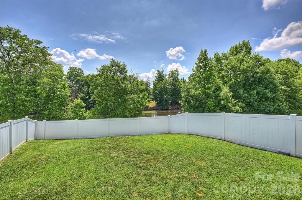 9034 Henry Thoreau Road Charlotte NC 28214