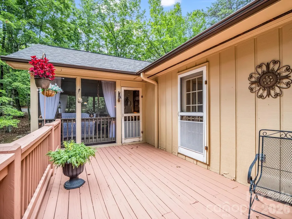 390 Mountain Laurel Drive Columbus NC 28722