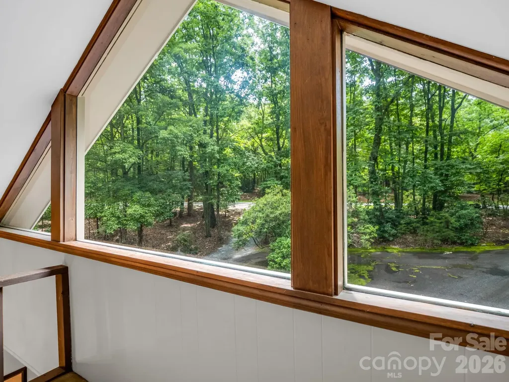390 Mountain Laurel Drive Columbus NC 28722
