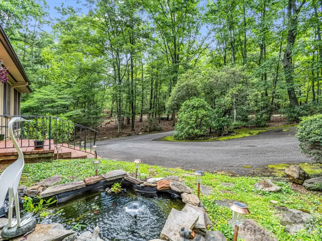 390 Mountain Laurel Drive Columbus NC 28722