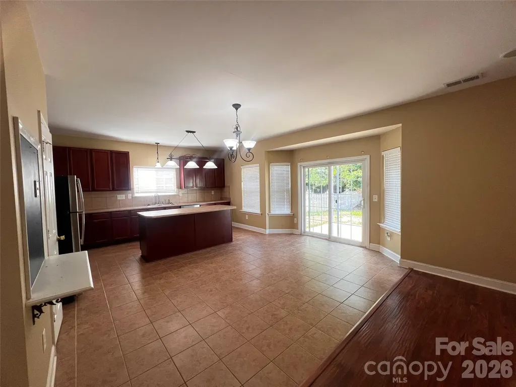 327 Annaberg Lane Monroe NC 28110