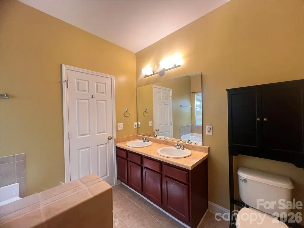 327 Annaberg Lane Monroe NC 28110