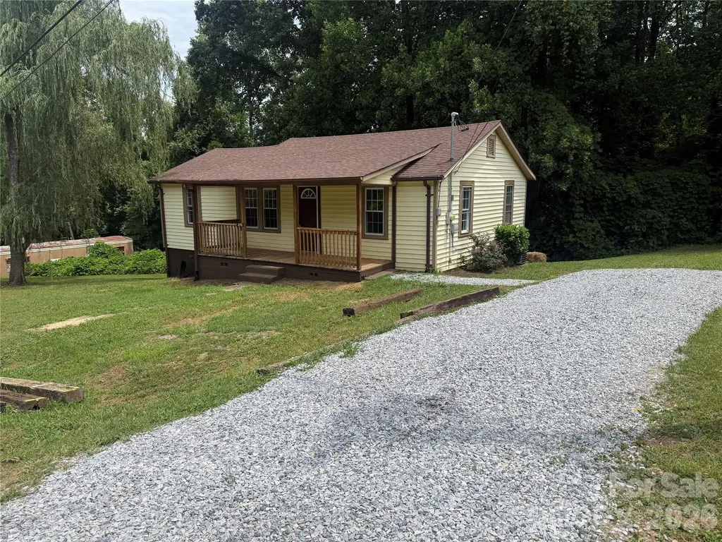 276 Kathy Street Marion NC 28752