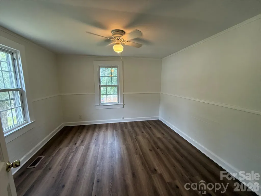 276 Kathy Street Marion NC 28752