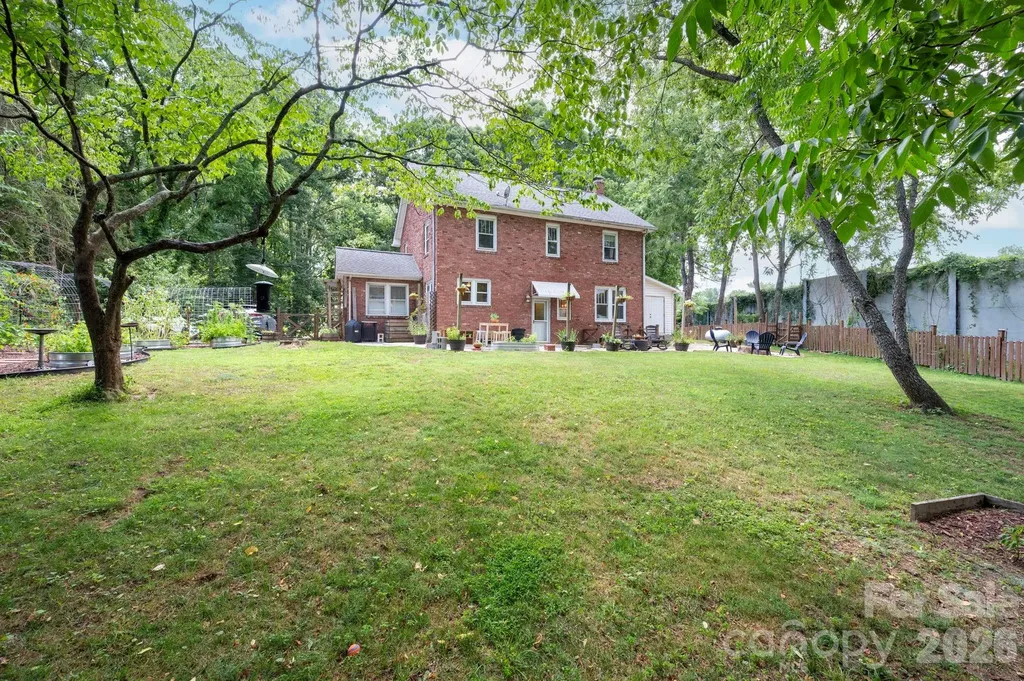29 Chance Cove Lane Asheville NC 28806