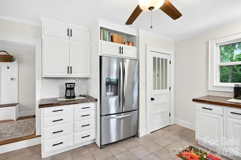29 Chance Cove Lane Asheville NC 28806