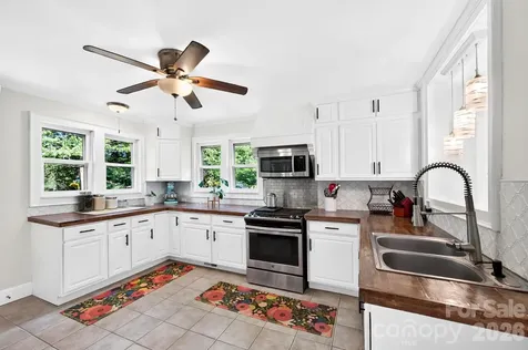 29 Chance Cove Lane Asheville NC 28806