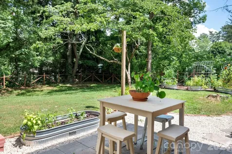 29 Chance Cove Lane Asheville NC 28806