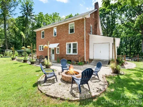29 Chance Cove Lane Asheville NC 28806