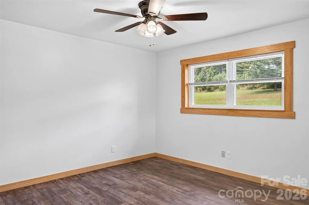 5882 Harmony Grove Road Nebo NC 28761