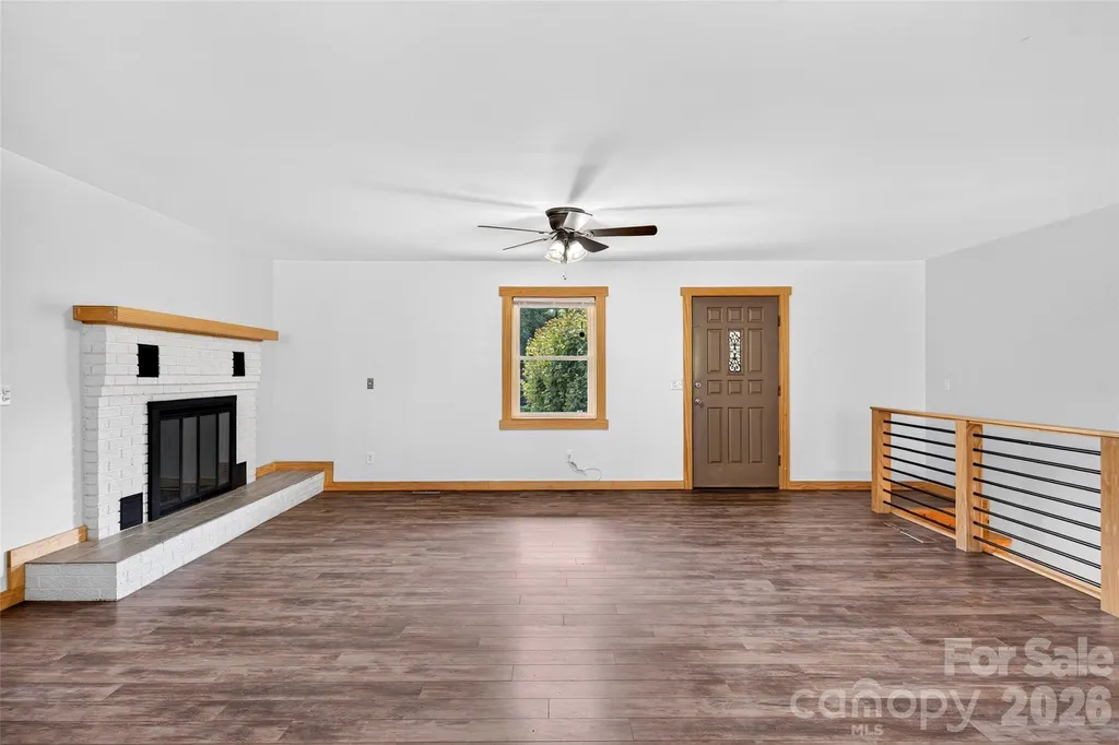 5882 Harmony Grove Road Nebo NC 28761