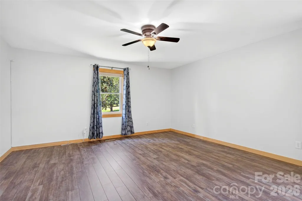 5882 Harmony Grove Road Nebo NC 28761