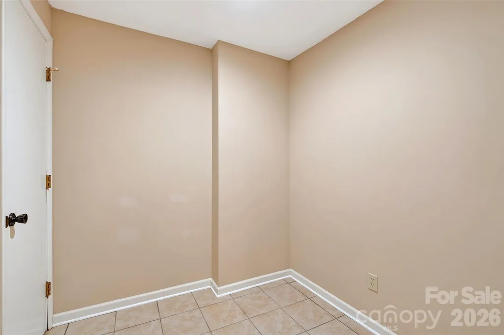 5882 Harmony Grove Road Nebo NC 28761