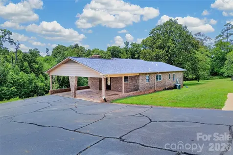 5882 Harmony Grove Road Nebo NC 28761