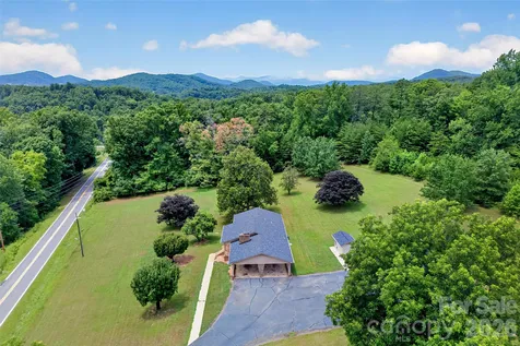 5882 Harmony Grove Road Nebo NC 28761