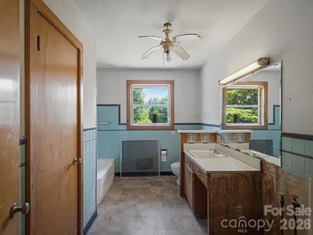 3446 Brandon Road Morganton NC 28655