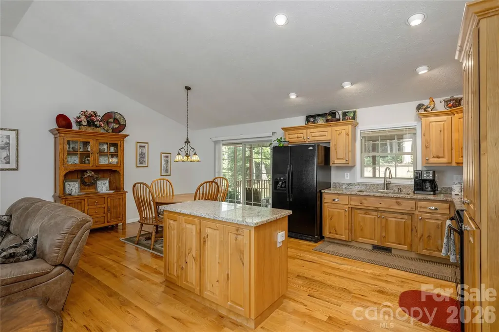 59 Smalltown Trail Brevard NC 28712