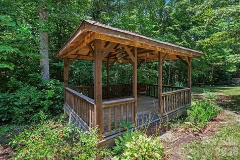 121 Mossy Rock Trail Iron Station NC 28080