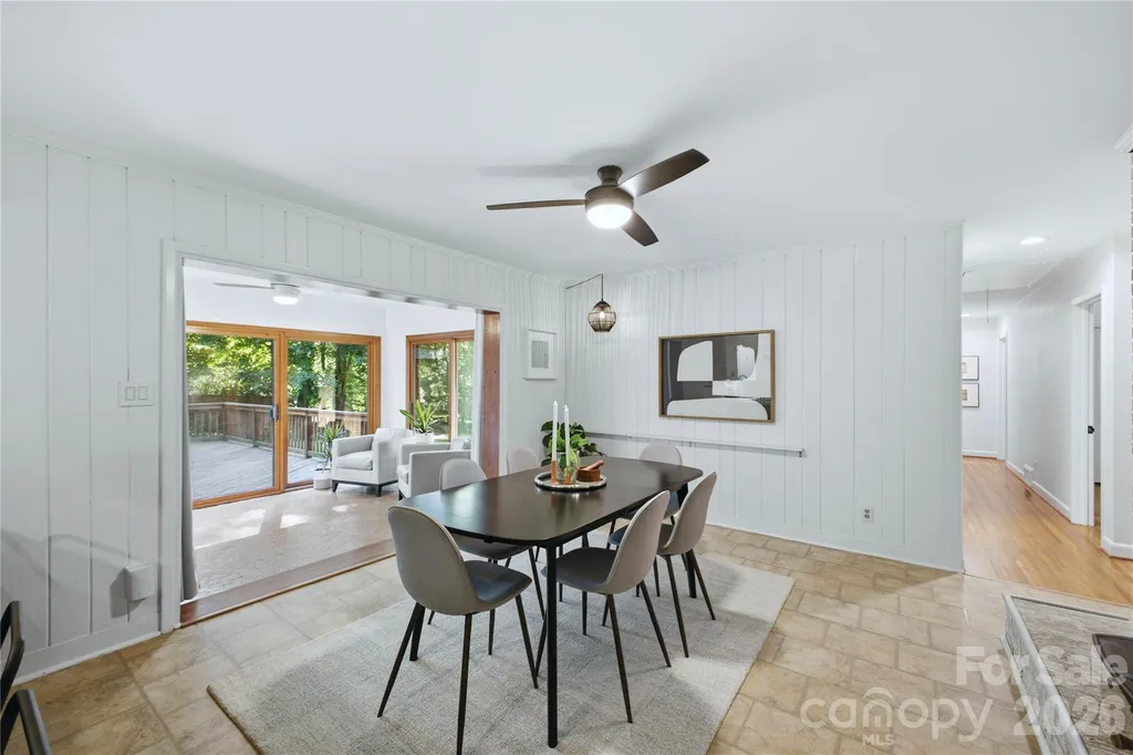 7008 Linda Lake Drive Charlotte NC 28215