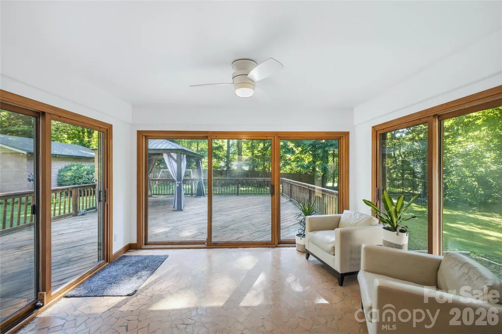 7008 Linda Lake Drive Charlotte NC 28215