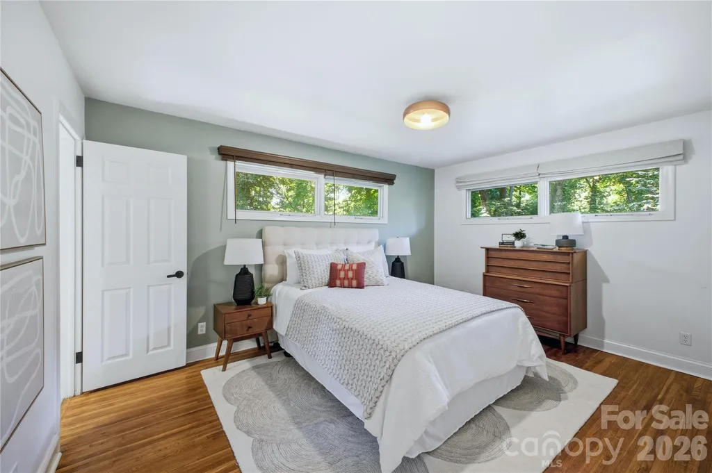 7008 Linda Lake Drive Charlotte NC 28215