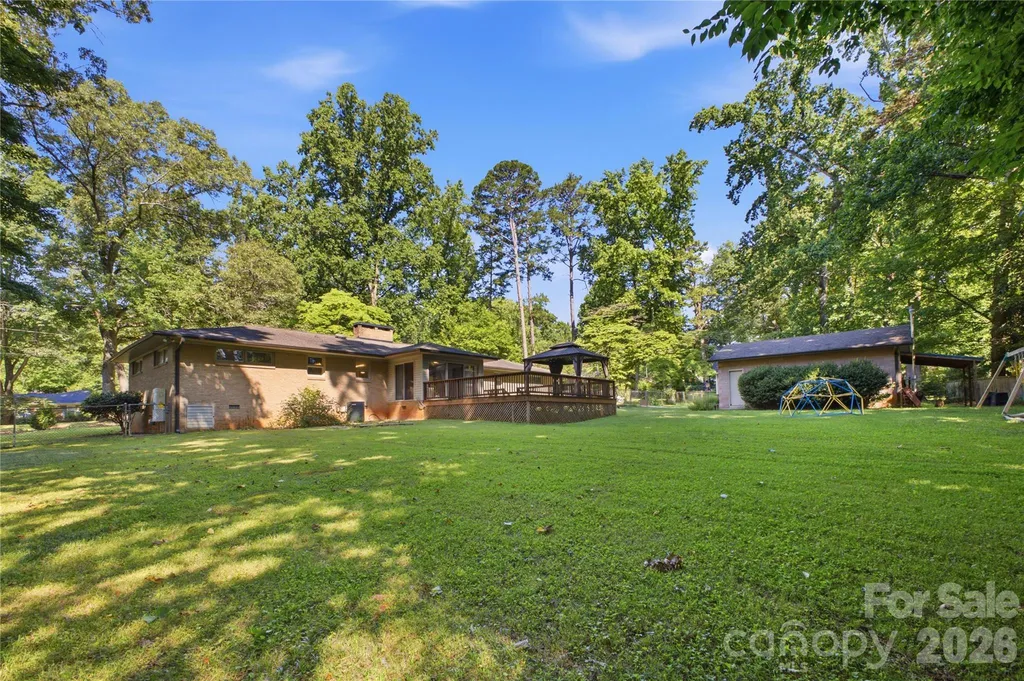 7008 Linda Lake Drive Charlotte NC 28215