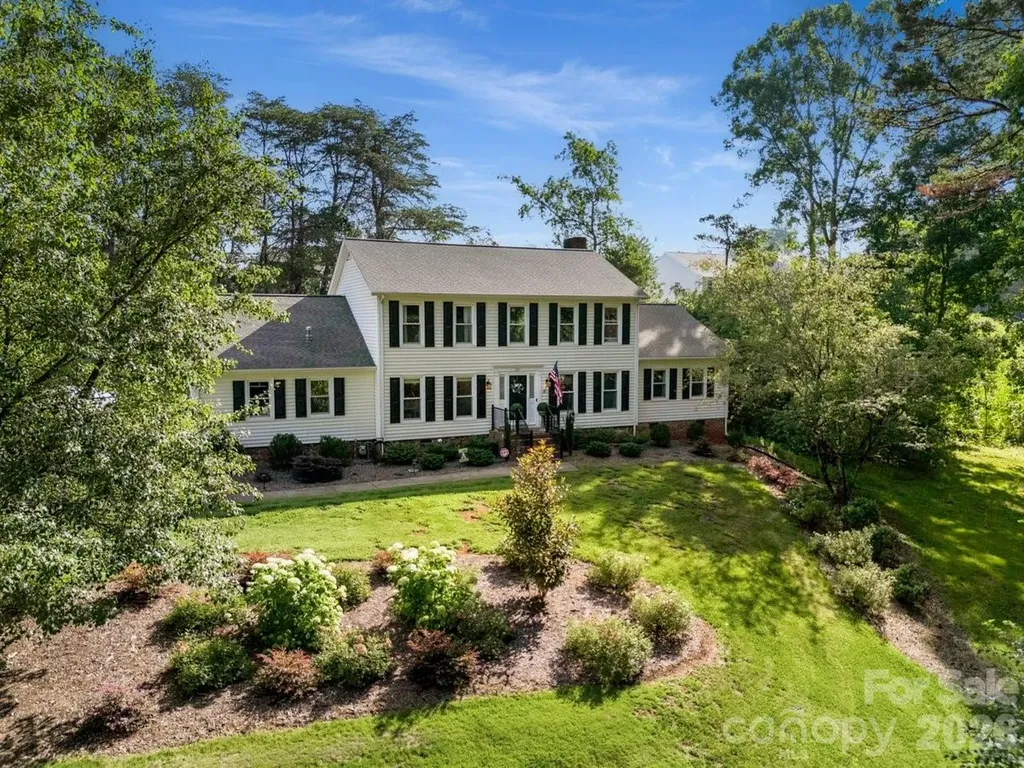 1171 37th Avenue Drive NE Hickory NC 28601