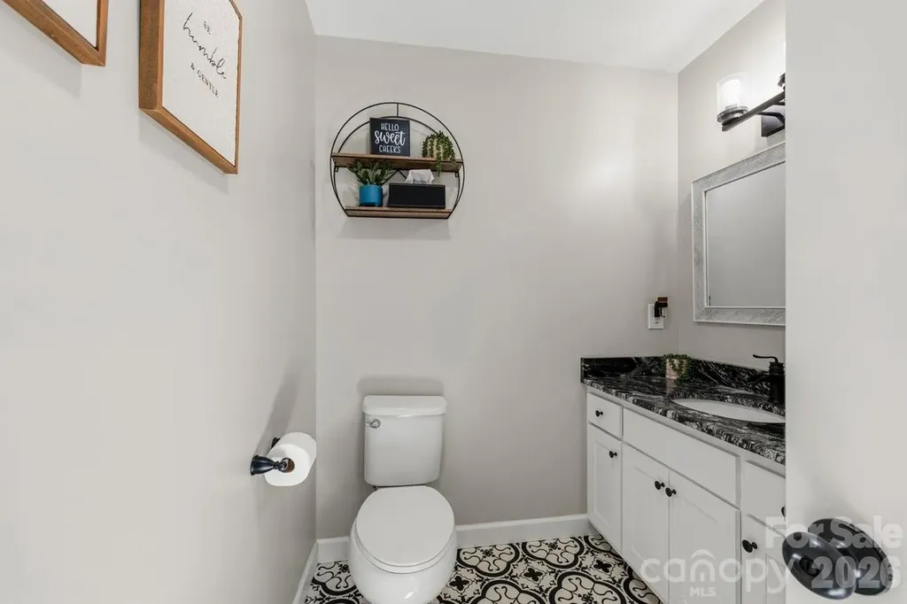 1171 37th Avenue Drive NE Hickory NC 28601