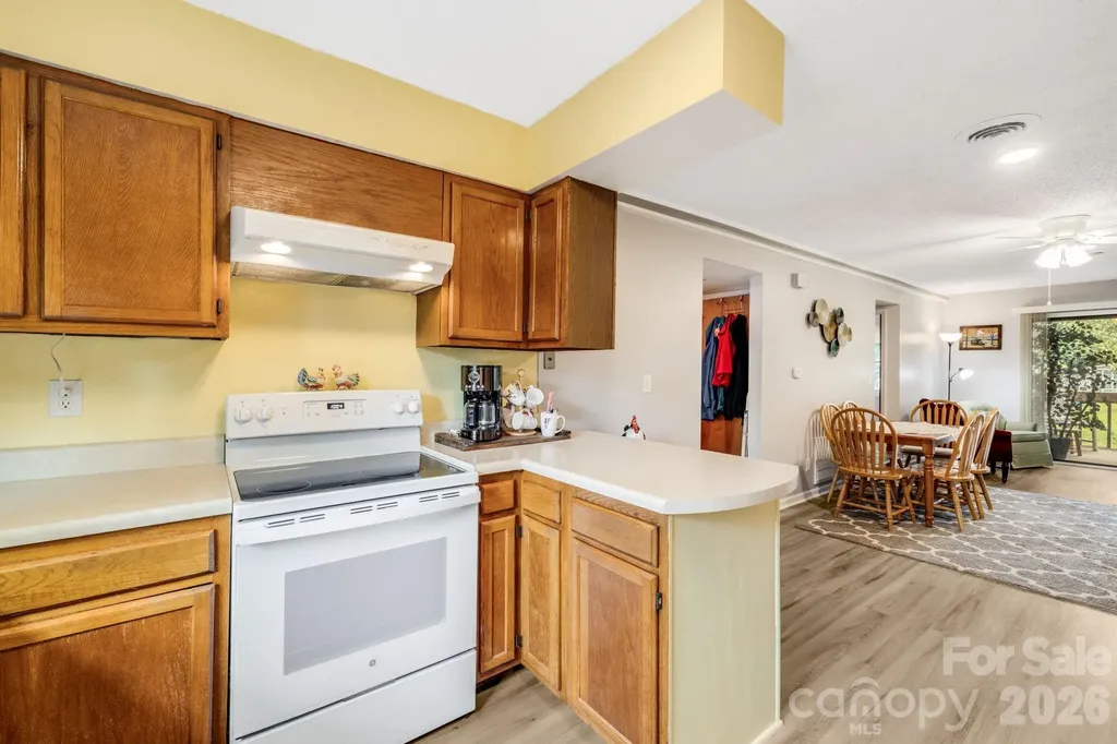1325 4th Avenue W Hendersonville NC 28739