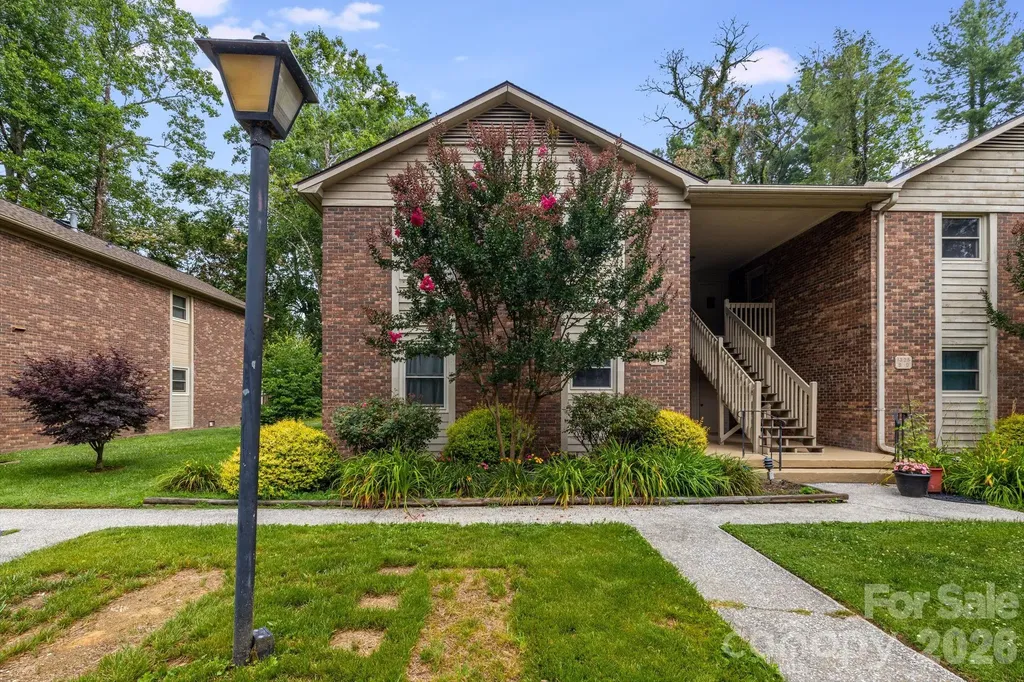 1325 4th Avenue W Hendersonville NC 28739