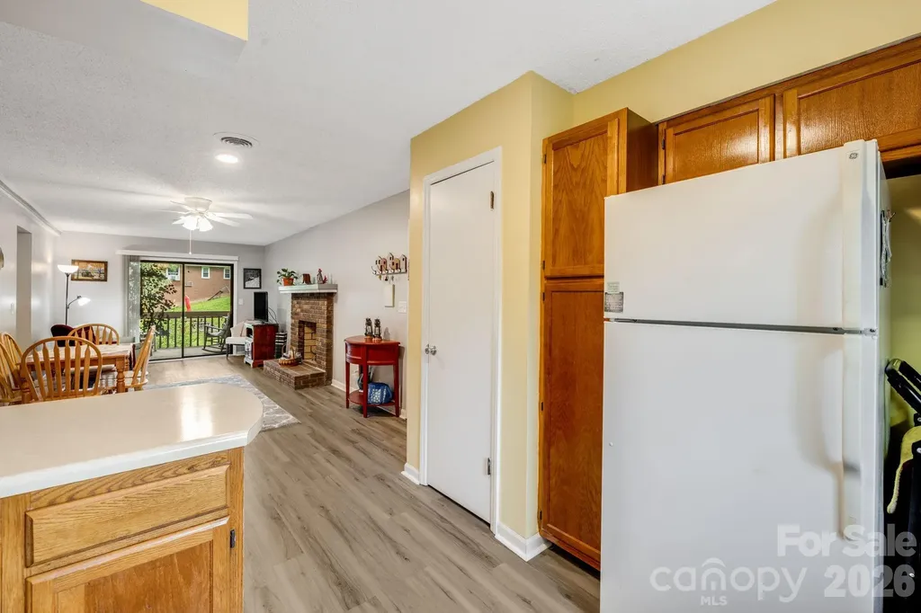 1325 4th Avenue W Hendersonville NC 28739