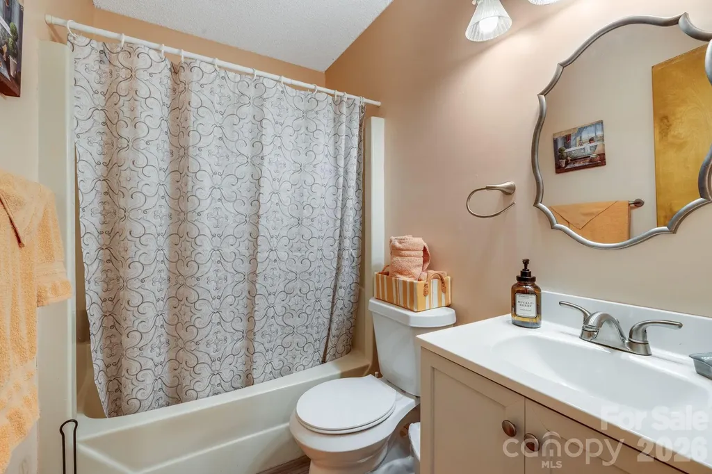 1325 4th Avenue W Hendersonville NC 28739