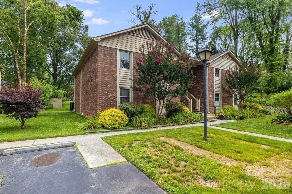 1325 4th Avenue W Hendersonville NC 28739