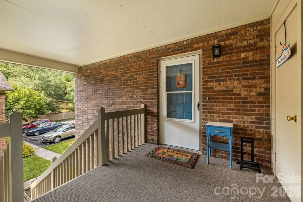 1325 4th Avenue W Hendersonville NC 28739