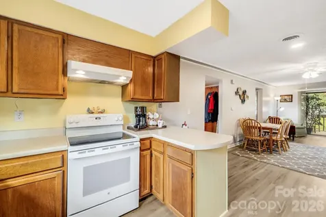 1325 4th Avenue W Hendersonville NC 28739