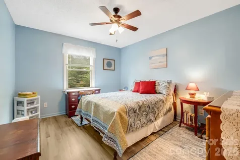 1325 4th Avenue W Hendersonville NC 28739