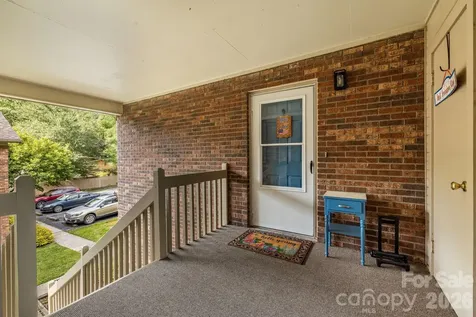 1325 4th Avenue W Hendersonville NC 28739