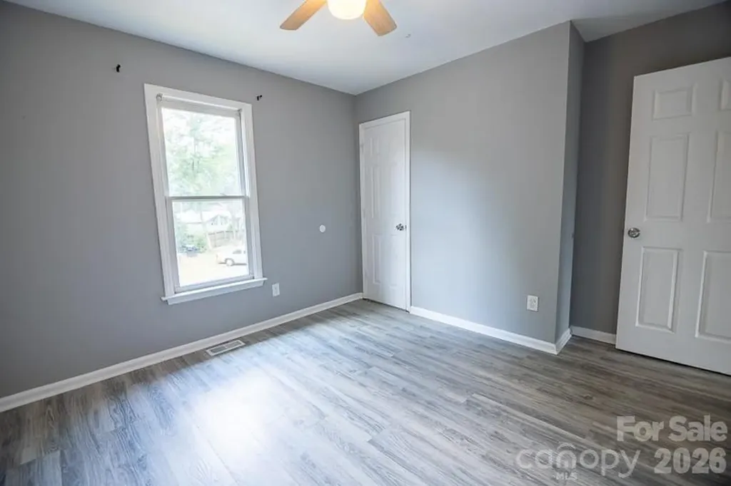 3142 Driftwood Drive Charlotte NC 28205
