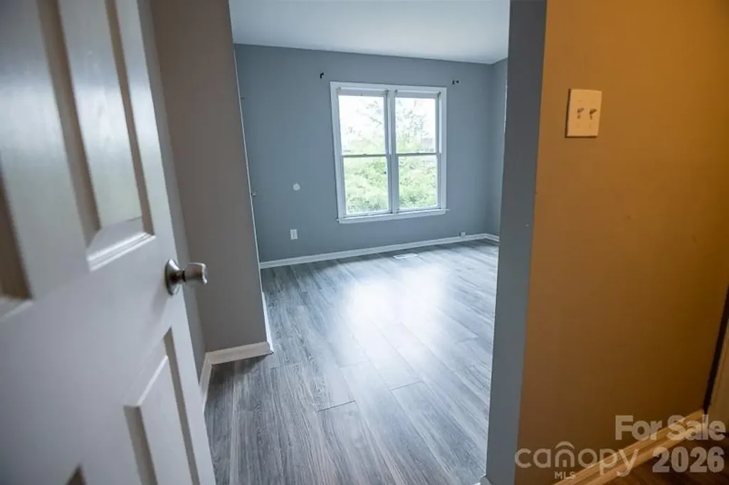 3142 Driftwood Drive Charlotte NC 28205