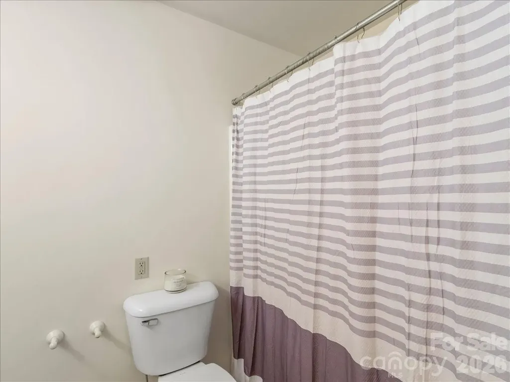 16 Turtle Dove Trail Burnsville NC 28714