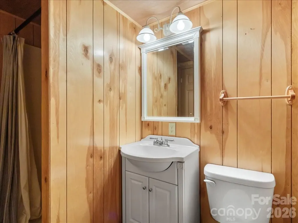 16 Turtle Dove Trail Burnsville NC 28714