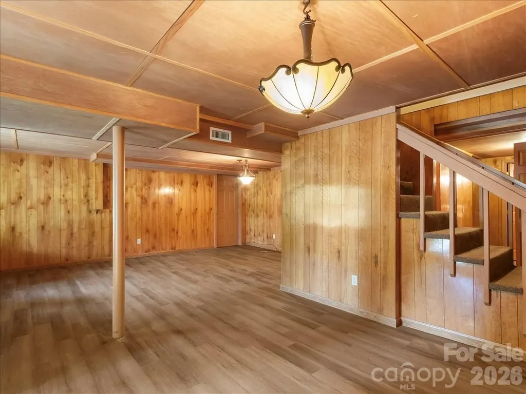 16 Turtle Dove Trail Burnsville NC 28714