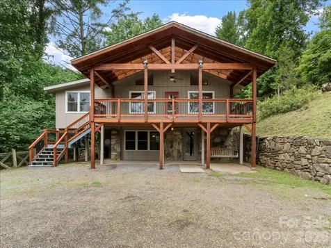 16 Turtle Dove Trail Burnsville NC 28714