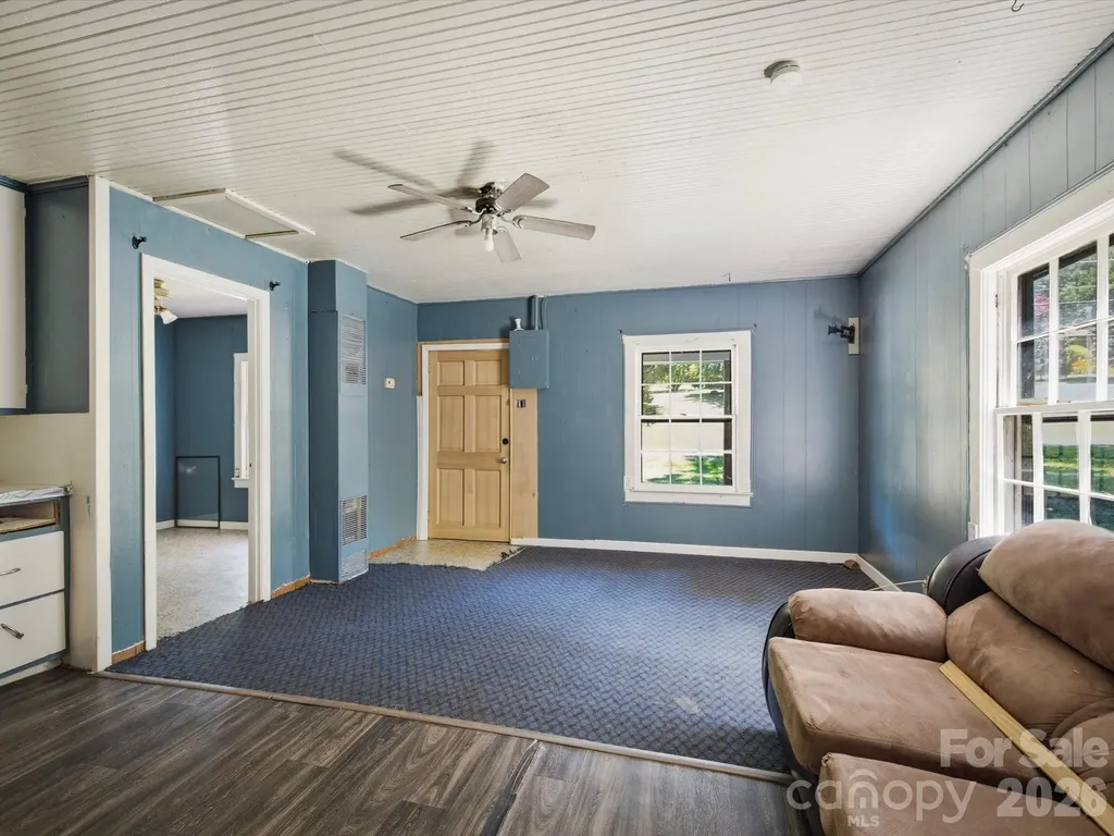 1839 Drexel Road Valdese NC 28690