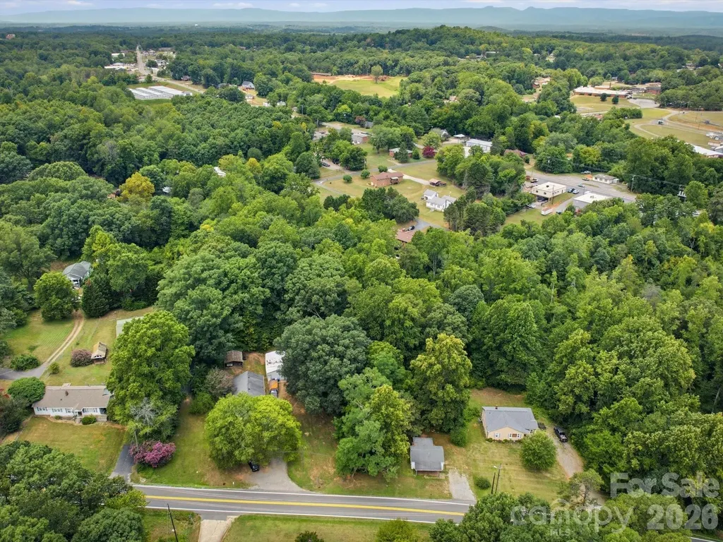 1839 Drexel Road Valdese NC 28690