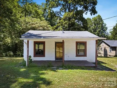 1839 Drexel Road Valdese NC 28690
