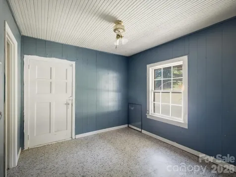 1839 Drexel Road Valdese NC 28690